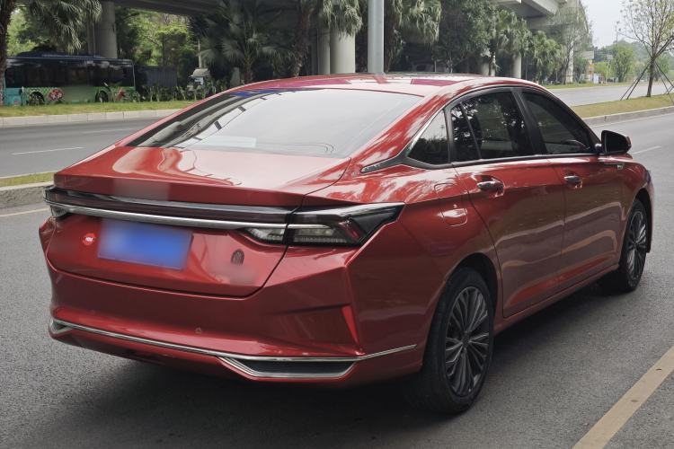 Used Dongfeng Aeolus Yixuan MAX 2021 1.5T Ultra-Stylish Trendsetter Edition Exterior 4