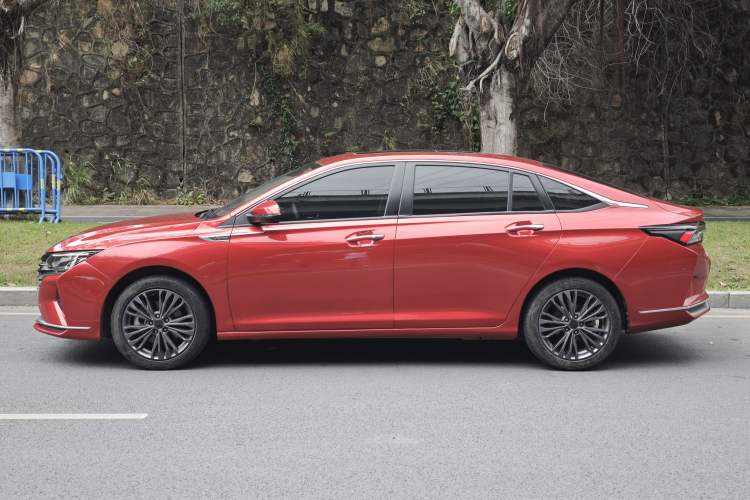 Used Dongfeng Aeolus Yixuan MAX 2021 1.5T Ultra-Stylish Trendsetter Edition Exterior 5
