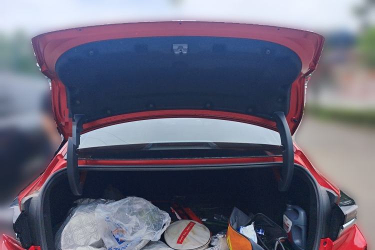 Used Dongfeng Aeolus Yixuan MAX 2021 1.5T Super Cool Dad Edition Trunk