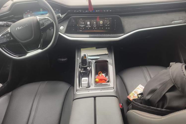 Used Dongfeng Aeolus Yixuan MAX 2021 1.5T Super Cool Dad Edition Audio And AC Panel