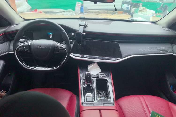 Used Dongfeng Aeolus Yixuan MAX 2021 1.5T Ultra-Stylish Trendsetter Edition Center Console