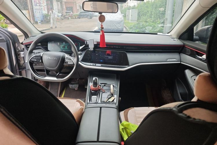 Used Dongfeng Aeolus Yixuan MAX 2021 1.5T Super-Powered Dad Edition Center Console