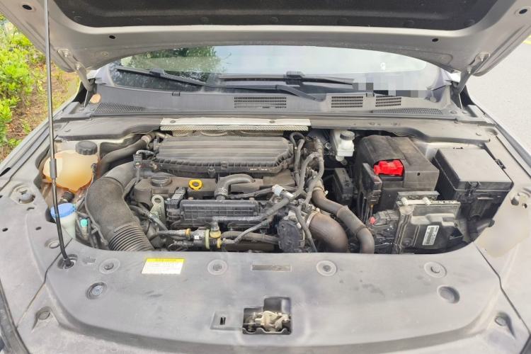 Used Dongfeng Aeolus Yixuan MAX 2021 1.5T Super Cool Dad Edition Engine Bay