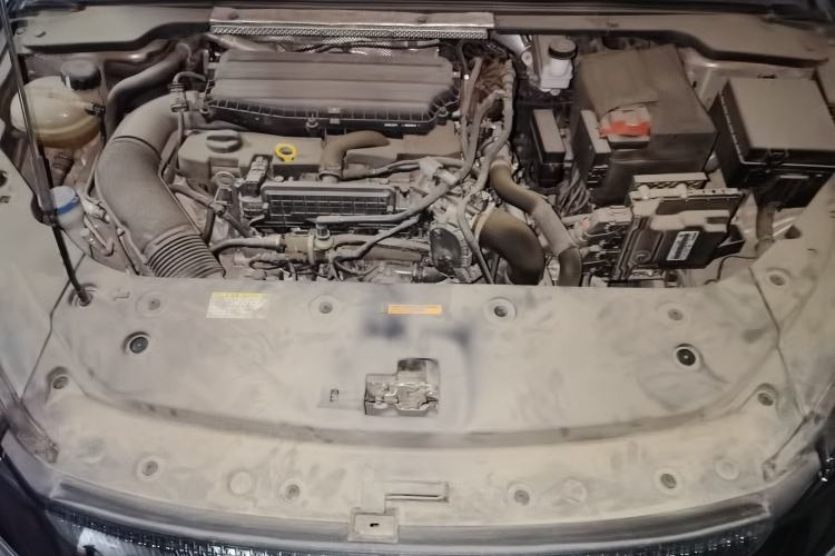 Used Dongfeng Aeolus Yixuan MAX 2021 1.5T Super Cool Dad Edition Engine Bay