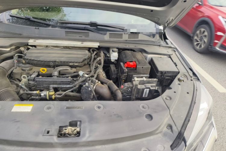 Used Dongfeng Aeolus Yixuan MAX 2021 1.5T Super Cool Dad Edition Engine Bay Left