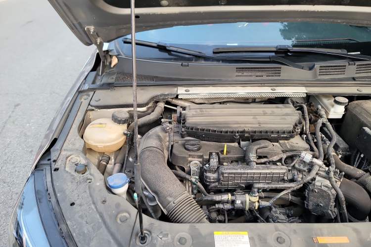 Used Dongfeng Aeolus Yixuan MAX 2021 1.5T Super-Powered Dad Edition Engine Bay Right
