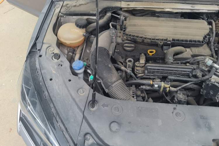 Used Dongfeng Aeolus Yixuan MAX 2021 1.5T Ultra-Stylish Trendsetter Edition Engine Bay Right