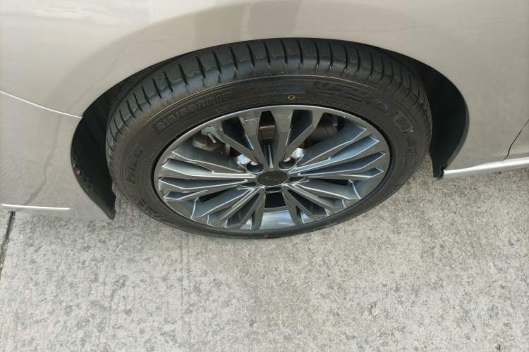 Used Dongfeng Aeolus Yixuan MAX 2021 1.5T Ultra-Stylish Trendsetter Edition Exterior 4