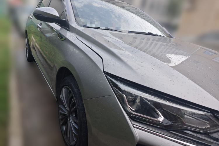 Used Dongfeng Aeolus Yixuan MAX 2021 1.5T Super-Powered Dad Edition Front Right 45 Deg