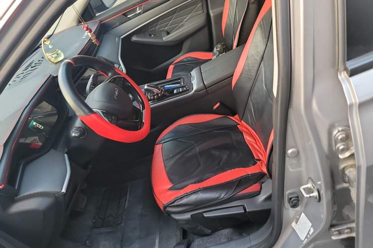 Used Dongfeng Aeolus Yixuan MAX 2021 1.5T Super-Powered Dad Edition Left Front Seat