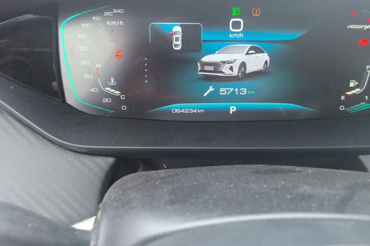 Used Dongfeng Aeolus Yixuan MAX 2021 1.5T Ultra-Stylish Trendsetter Edition Odometer Close Up