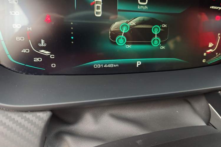 Used Dongfeng Aeolus Yixuan MAX 2021 1.5T Super-Powered Dad Edition Odometer Close Up