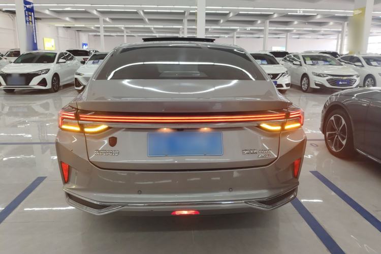 Used Dongfeng Aeolus Yixuan MAX 2021 1.5T Super-Powered Dad Edition Rear