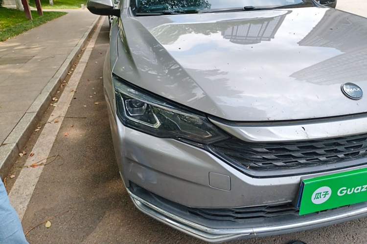 Used Dongfeng Aeolus Yixuan MAX 2021 1.5T Starry Edition Right Front Headlight