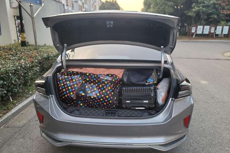 Used Dongfeng Aeolus Yixuan MAX 2021 1.5T Super-Powered Dad Edition Trunk