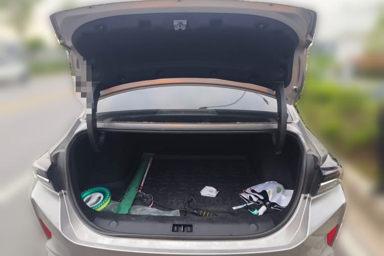 Used Dongfeng Aeolus Yixuan MAX 2021 1.5T Super Cool Dad Edition Trunk