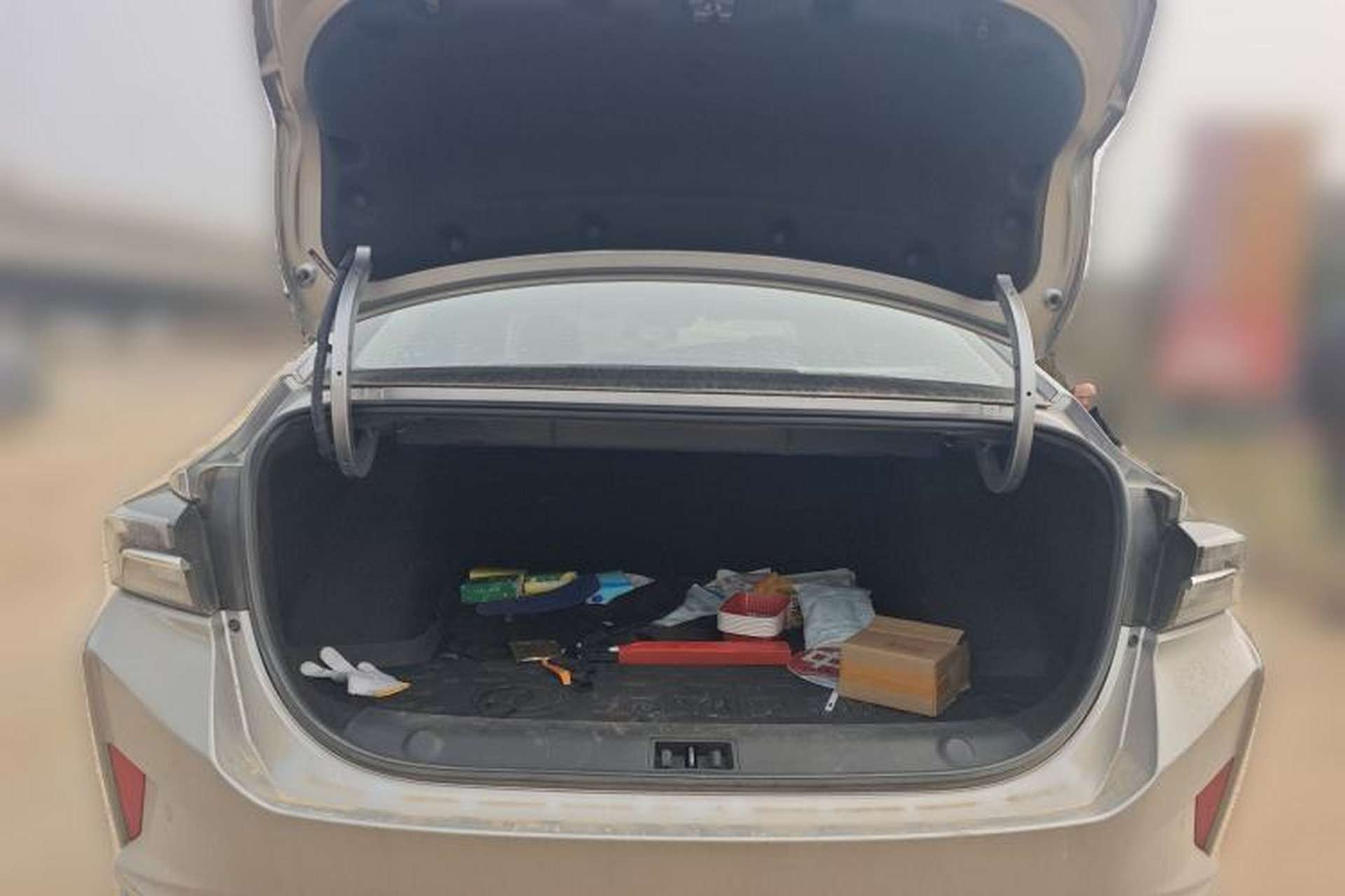 Used Dongfeng Aeolus Yixuan MAX 2021 1.5T Super-Powered Dad Edition Trunk
