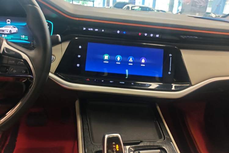 Used Dongfeng Aeolus Yixuan MAX 2021 1.5T Super Cool Trendy Dad Edition Audio And AC Panel