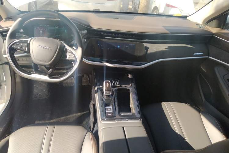 Used Dongfeng Aeolus Yixuan MAX 2021 1.5T Super Cool Dad Edition Center Console