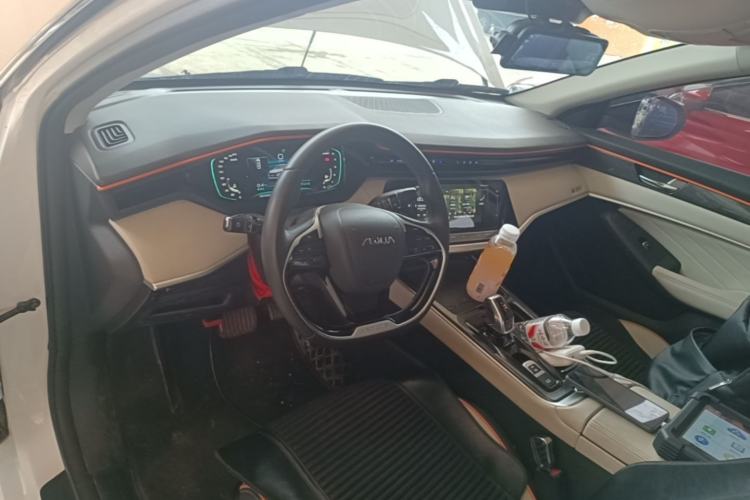 Used Dongfeng Aeolus Yixuan MAX 2021 1.5T Super Cool Trendy Dad Edition Center Console