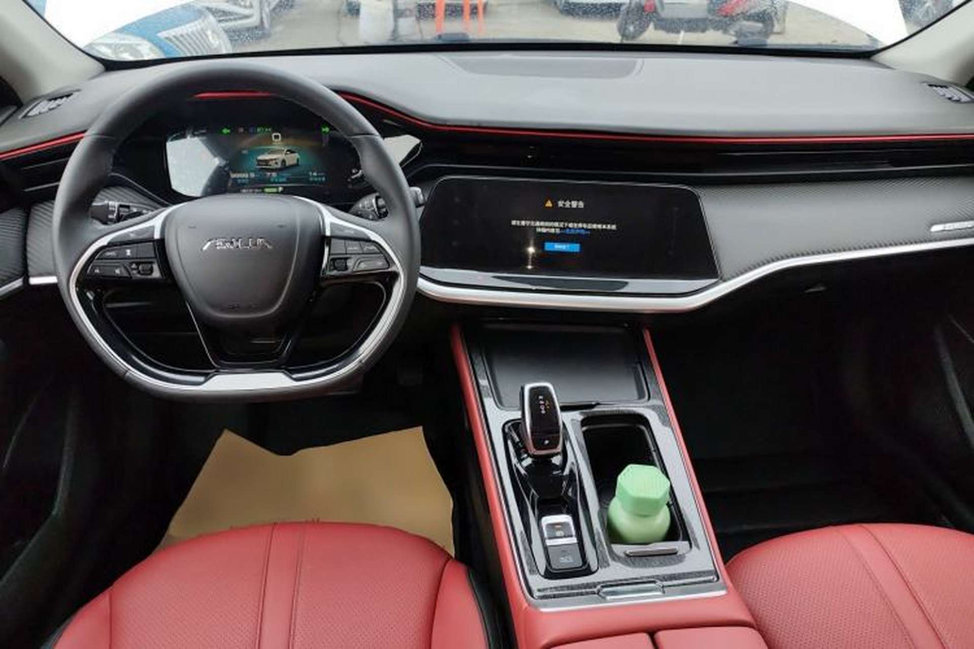 Used Dongfeng Aeolus Yixuan MAX 2021 1.5T Ultra-Stylish Trendsetter Edition Center Console