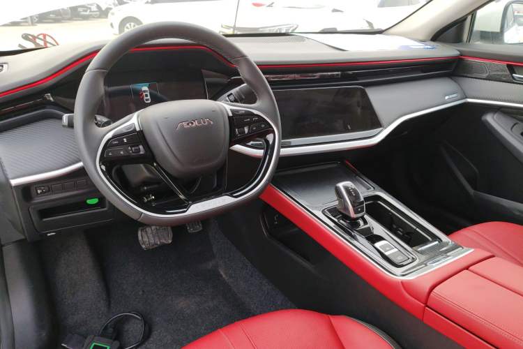 Used Dongfeng Aeolus Yixuan MAX 2021 1.5T Ultra-Stylish Trendsetter Edition Center Console