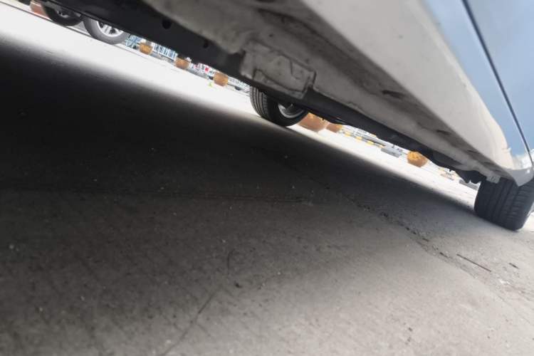Used Dongfeng Aeolus Yixuan MAX 2021 1.5T Super-Powered Dad Edition Chassis Front Left