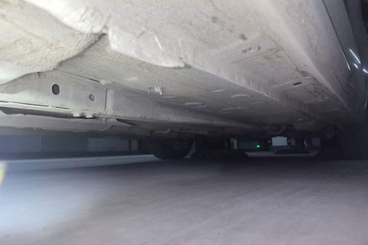 Used Dongfeng Aeolus Yixuan MAX 2021 1.5T Super-Powered Dad Edition Chassis Front Left