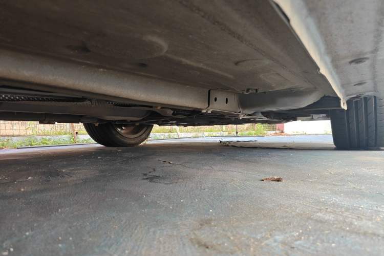 Used Dongfeng Aeolus Yixuan MAX 2021 1.5T Starry Edition Chassis Front Right
