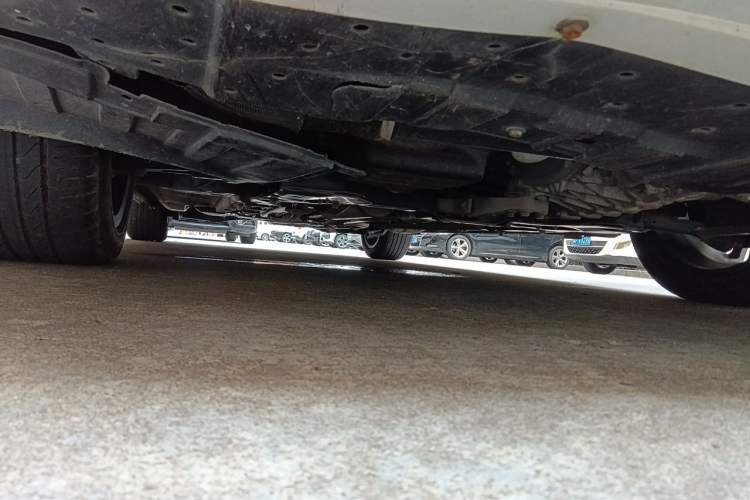 Used Dongfeng Aeolus Yixuan MAX 2021 1.5T Super Cool Trendy Dad Edition Chassis Front Right
