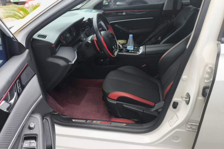 Used Dongfeng Aeolus Yixuan MAX 2021 1.5T Super-Powered Dad Edition Driver Seat