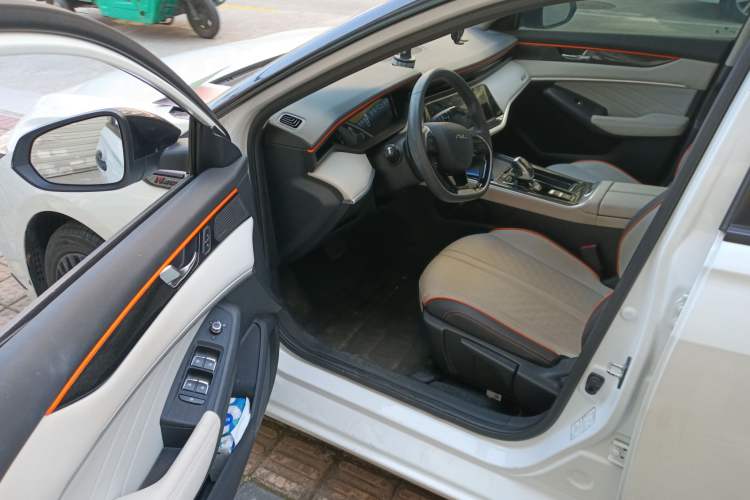 Used Dongfeng Aeolus Yixuan MAX 2021 1.5T Super-Powered Dad Edition Driver Seat