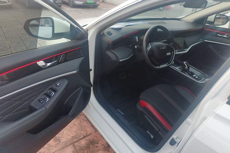 Used Dongfeng Aeolus Yixuan MAX 2021 1.5T Super-Powered Dad Edition Driver Seat
