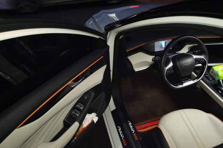Used Dongfeng Aeolus Yixuan MAX 2021 1.5T Super Cool Trendy Dad Edition Driver Seat