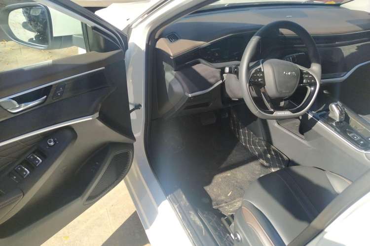Used Dongfeng Aeolus Yixuan MAX 2021 1.5T Super Cool Dad Edition Driver Seat