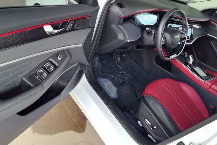 Used Dongfeng Aeolus Yixuan MAX 2021 1.5T Ultra-Stylish Trendsetter Edition Driver Seat