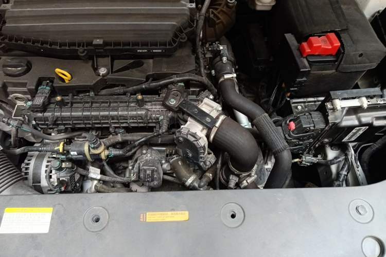 Used Dongfeng Aeolus Yixuan MAX 2021 1.5T Super Cool Trendy Dad Edition Engine Bay