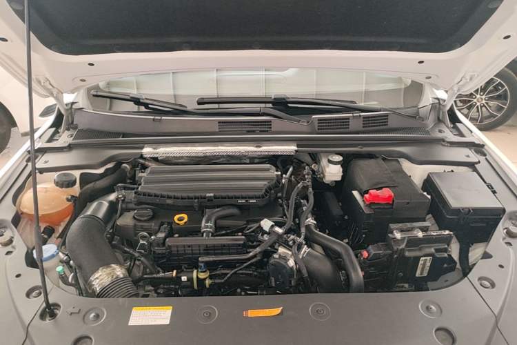 Used Dongfeng Aeolus Yixuan MAX 2021 1.5T Ultra-Stylish Trendsetter Edition Engine Bay