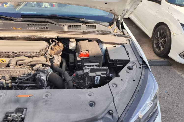 Used Dongfeng Aeolus Yixuan MAX 2021 1.5T Super Cool Trendy Dad Edition Engine Bay Left