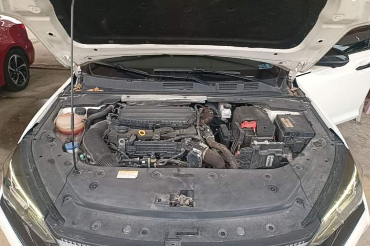 Used Dongfeng Aeolus Yixuan MAX 2021 1.5T Super Cool Trendy Dad Edition Engine Bay