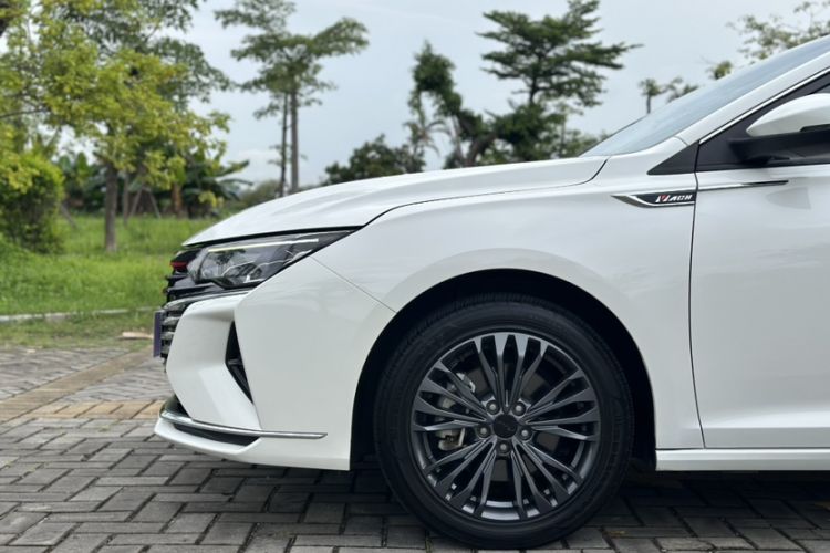 Used Dongfeng Aeolus Yixuan MAX 2021 1.5T Ultra-Stylish Trendsetter Edition Exterior 2