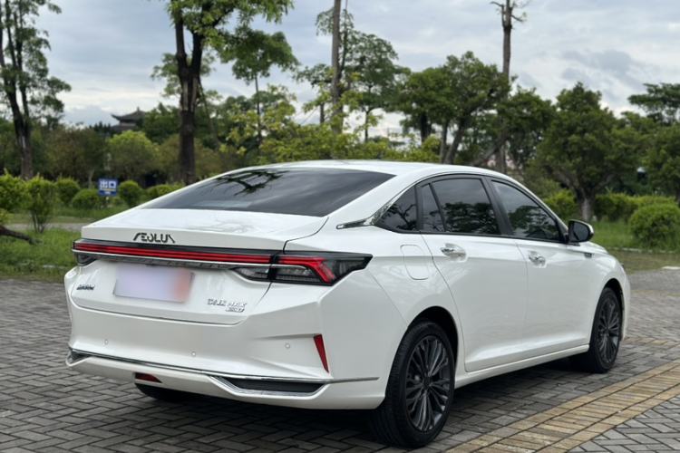 Used Dongfeng Aeolus Yixuan MAX 2021 1.5T Ultra-Stylish Trendsetter Edition Exterior 3
