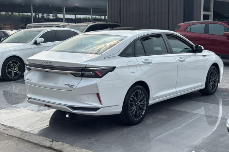 Used Dongfeng Aeolus Yixuan MAX 2021 1.5T Ultra-Stylish Trendsetter Edition Exterior 5