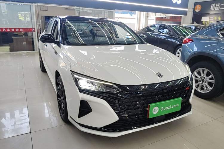 Used Dongfeng Aeolus Yixuan MAX 2021 1.5T Super Cool Trendy Dad Edition Front Right 45 Deg