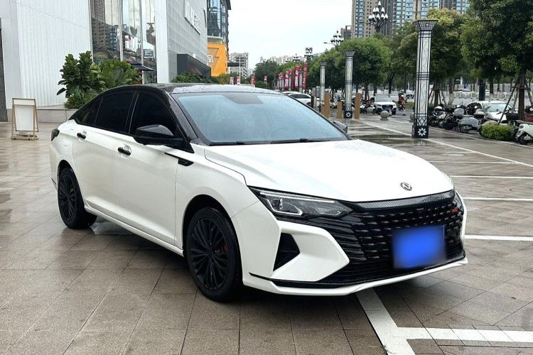 Used Dongfeng Aeolus Yixuan MAX 2021 1.5T Super Cool Trendy Dad Edition Front Right 45 Deg