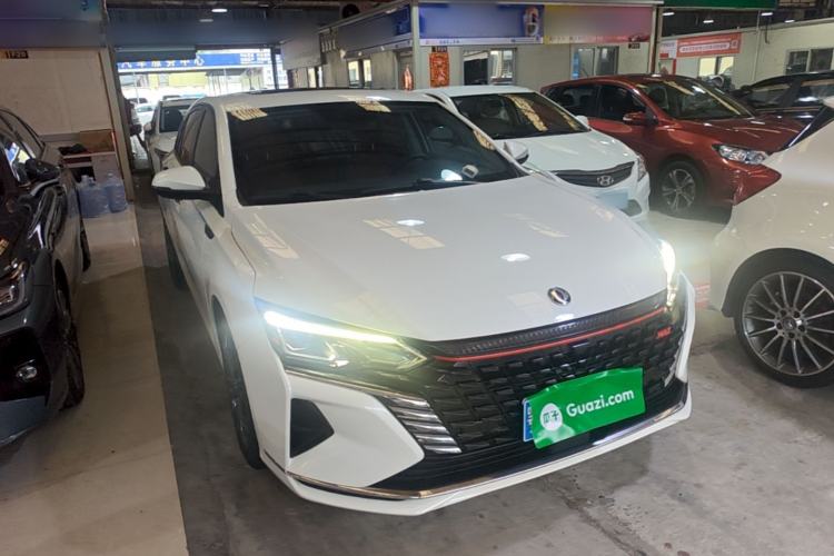 Used Dongfeng Aeolus Yixuan MAX 2021 1.5T Ultra-Stylish Trendsetter Edition Front Right 45 Deg