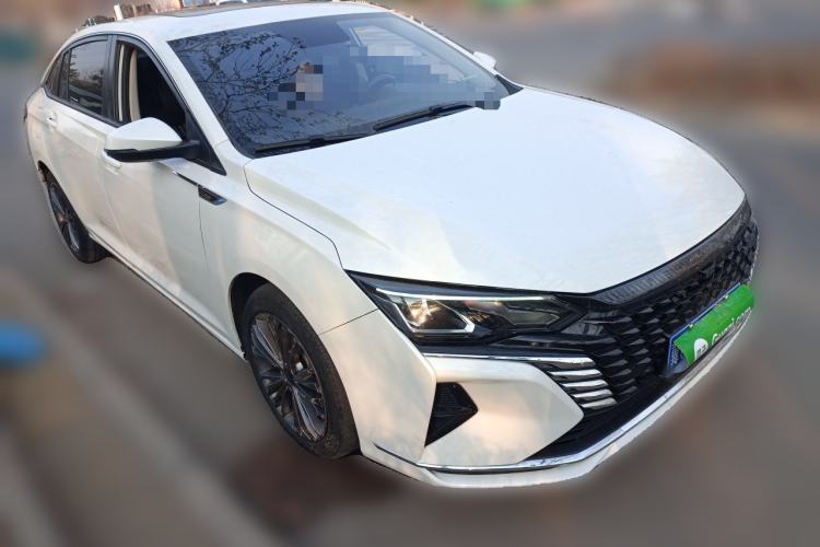 Used Dongfeng Aeolus Yixuan MAX 2021 1.5T Super-Powered Dad Edition Front Right 45 Deg
