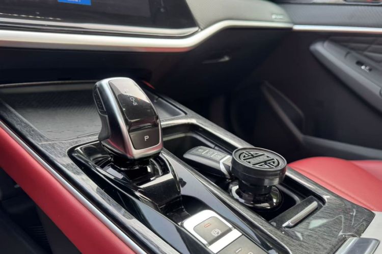 Used Dongfeng Aeolus Yixuan MAX 2021 1.5T Ultra-Stylish Trendsetter Edition Gear Lever