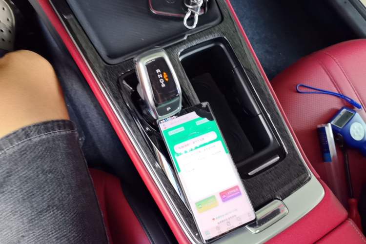 Used Dongfeng Aeolus Yixuan MAX 2021 1.5T Ultra-Stylish Trendsetter Edition Gear Lever