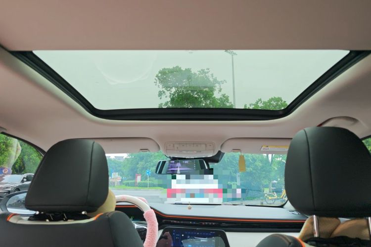 Used Dongfeng Aeolus Yixuan MAX 2021 1.5T Super Cool Trendy Dad Edition Headliner